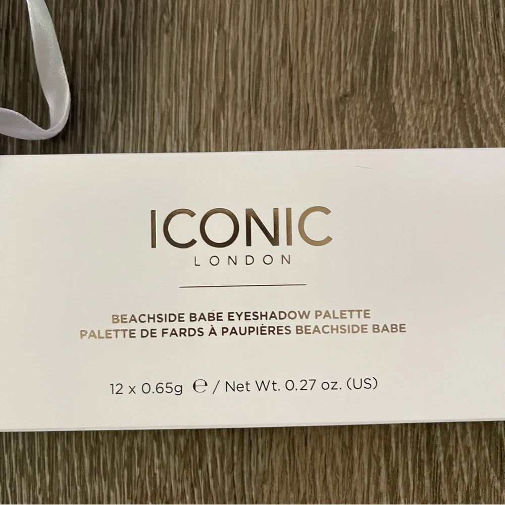 Iconic London eyeshadow beachside babe palette and make up brush set